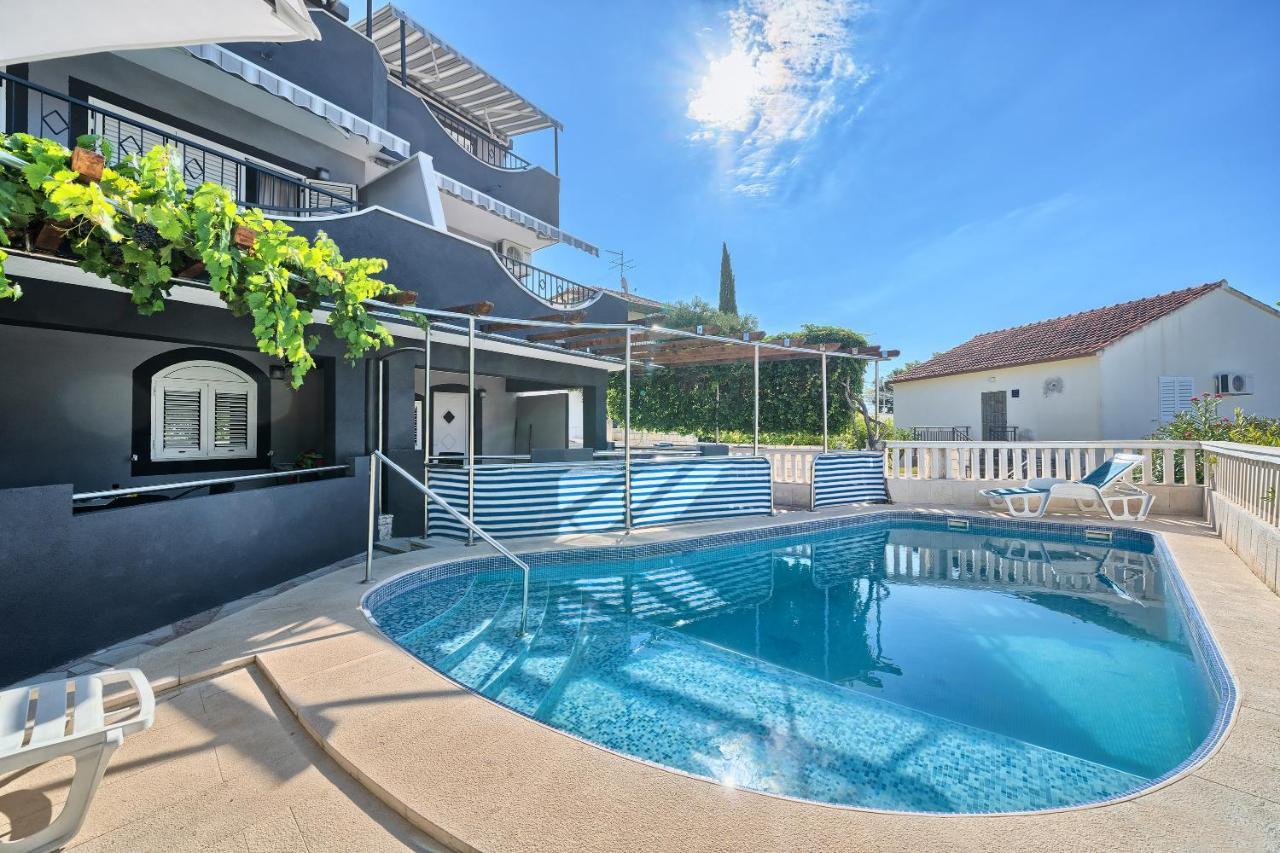 Apartmani Ticic Trogir Zewnętrze zdjęcie