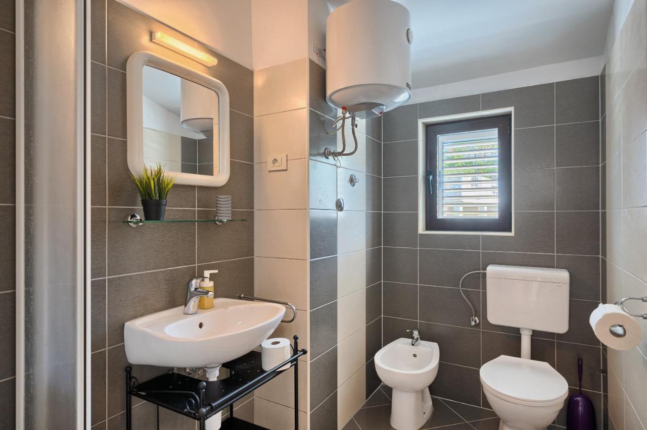 Apartmani Ticic Trogir Zewnętrze zdjęcie