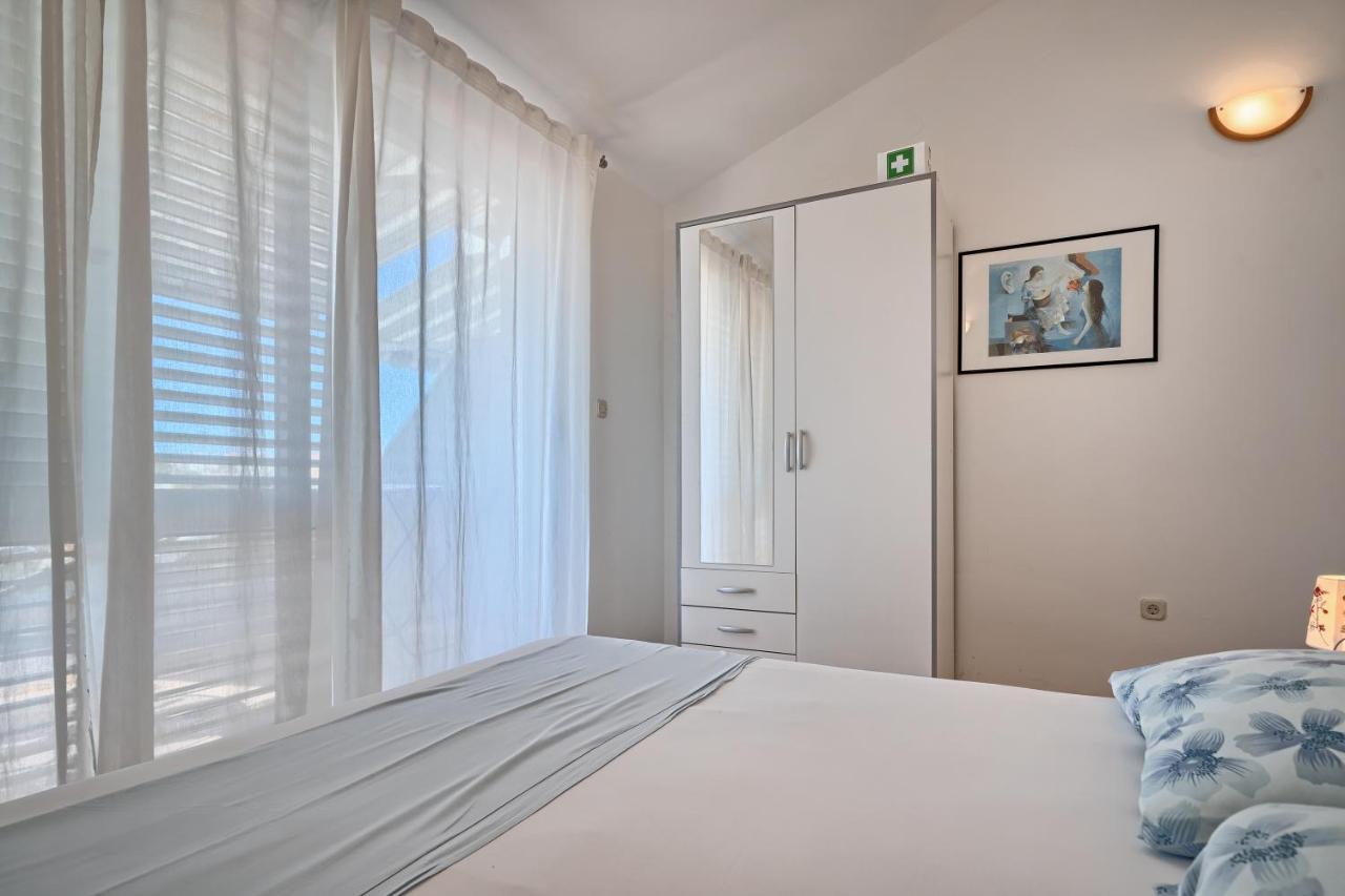 Apartmani Ticic Trogir Zewnętrze zdjęcie
